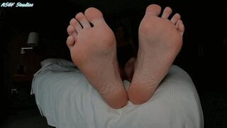 Anna's BIG GIANT STINKERS back!! Part 2- MP4