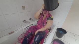 Blue Jeans and My Messy Gunging in the Bath