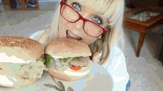 Delicious burgers – a round belly WMV (1920x1080) FHD