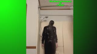 For the grand finale of Wet Wednesday Season 2, J gets dressed up in his classic black outfit to get soaked, slimed, and soaked again followed by a shampoo! Scene includes light solo male masturbation content and rinse off footage.