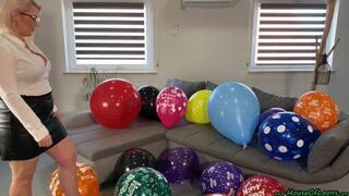 miss Tatjana pops your balloons while Blow2Pop a magenta TT17