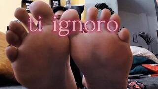 OLD BUT GOLD ti ignoro mentre mi guardi le piante dei piedi