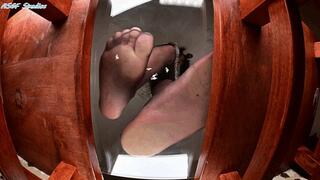 EIG old CRUSH test pantyhose - MOV