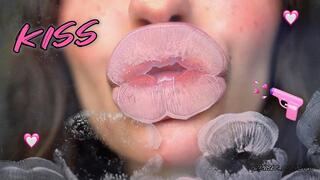 Sensual creamy nude lipgloss kiss