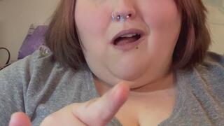 Can’t Stop Snacking: SSBBW Gets Messy with Peanut Butter & Cheez-Its
