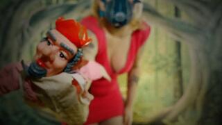 Gas Mask - the Mistress of Puppets