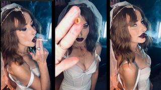 SF Roleplay black widow smokes marlboro