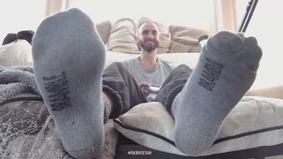Gamer reacting | Feet POV | verbal humiliation