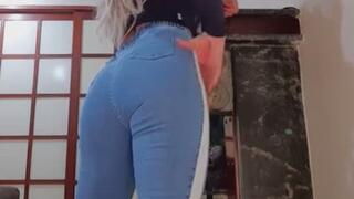 My jeans fart so much, my ass whipped and it farts