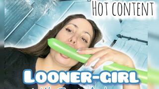 Balloons, cream and masturbation: she puts cream on balloons and masturbates