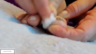 Gigi-g lets you inspect her feet very personally