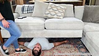 Princess Rachel punishes a slave part 3