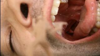 Shrunken men willing to be vored