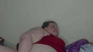Ssbbw princess fucks her pretty pussy with a vibrating dildo for the 1st time in over a year