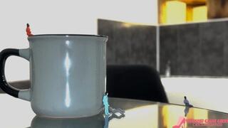 Sarah and her tiny kingdom - 4K