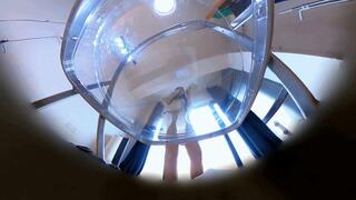 VR360 yuanyuan's buttock humiliation crushed the dwarf