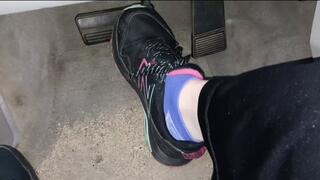 Evalynn's quick rev session in New Balance