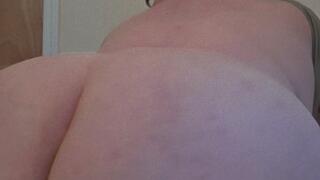 Ssbbw princess shakes her fat ass and twerks for you....would you let her back it up on you?