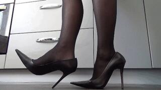 Dipping and foot play 4D