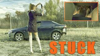 Vika real estate agent got stuck in the forest in the mud_1080_full video 28 min