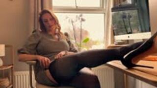 Sexy Boss Flirts & Teases You With Her Stockings For All Your Hard Work - Your Office Fantasy