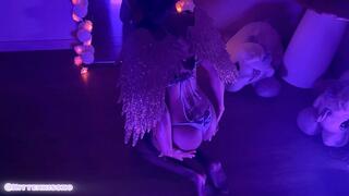 Goddess Rides Unicorn + Cums