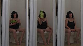 Humpday Detox Pee and Feed