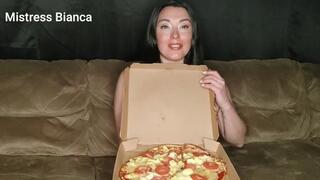 Bianca VS Pizza!