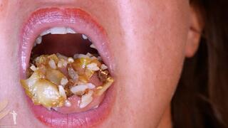 Cheyenne Jewel Lunch Break - 4K