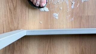 Messy lotion session - Nike Oneonta sandals