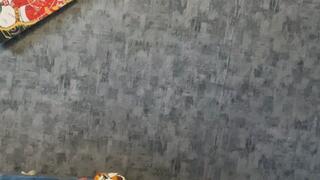 Valeri in stickings poping cristal balloons