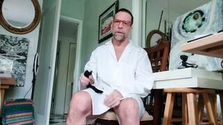 Dr. Will helps you with your scientific research