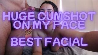 A huge cumshot on my face! Best facial!