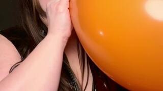 Mean BBW Girlfriend Halloween b2p