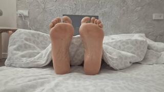 Soles from under the blanket PFW