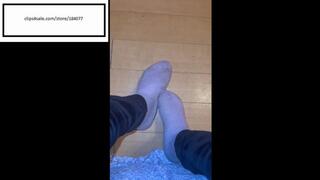 Cocoa B reveals dry feet from WEEK worn socks