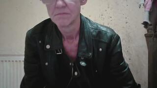 glasses fetish 3000k