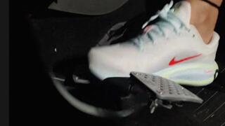 Nike Hardrevving, Flooring & Peelouts (Left Side View Only)