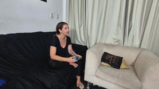 Feel all my sweat after a video game By Rosalia Peach and Sabrina Cam Babi