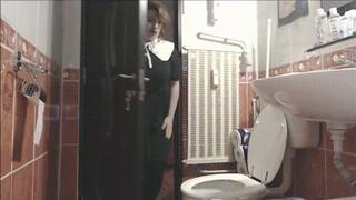 Wednesday Addams is taking a huge dump!