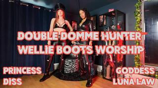 Double Domme Hunter Wellie Boots Worship