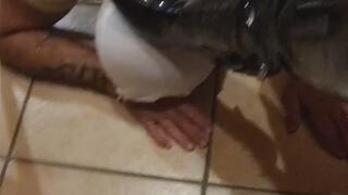 Umiliazione con Smother dello Schiavo di Sasha