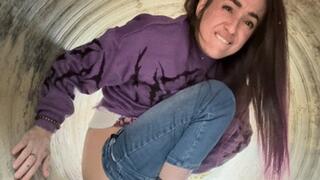 Emptying in the water pipe HD