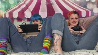 Clown Gamers Pee Desperation Wetting