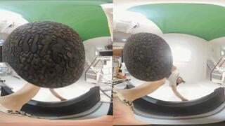 The 3DVR180 ERER sandals outshine the dwarfs