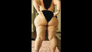 TheJuiceRoom: Cheeky Black Shorts