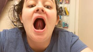 Yawning and mouth checking wmv