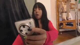 VR360 HEIYU enjoys smoking