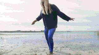 Walking through a swamp in yellow ballet flats WMV (1920x1080) FHD