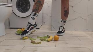 Mixed fruit smash in vans